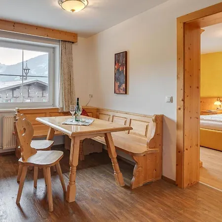 In Near Spieljoch Lift アパート フューゲン